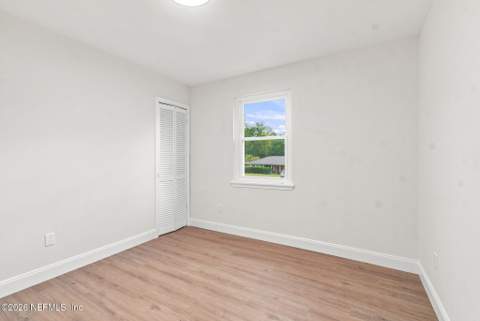 5245 Tree Way Lane, Jacksonville FL - photo 16 of 41