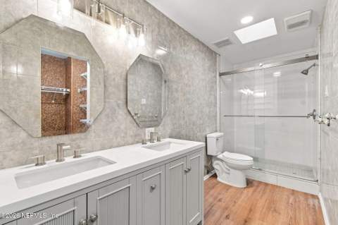 5245 Tree Way Lane, Jacksonville FL - photo 19 of 41