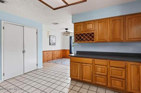 4250 Cordgrass Inlet Drive, Jacksonville FL - photo 17 of 117