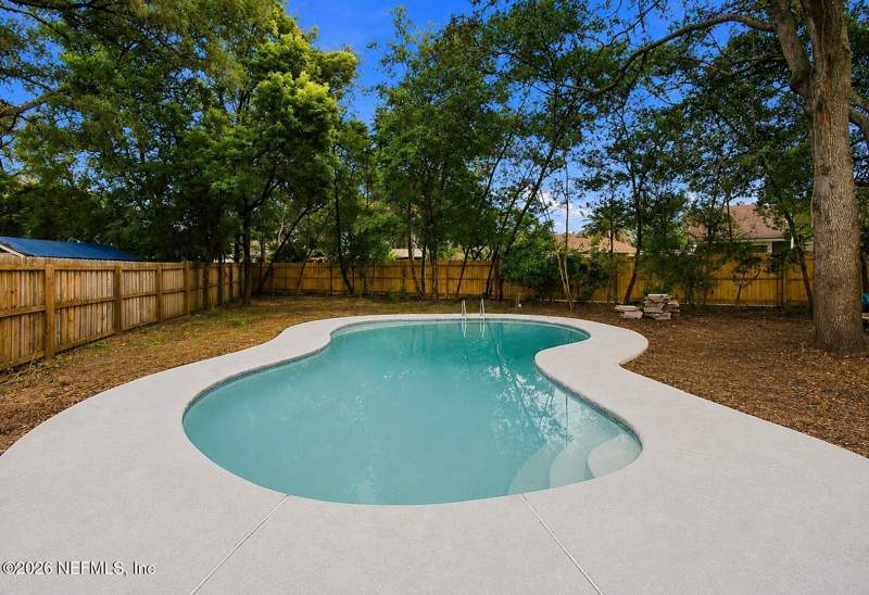 3 bedroom Single Family Residence at 5245 Tree Way Lane, Del Rio, Jacksonville — photo 2