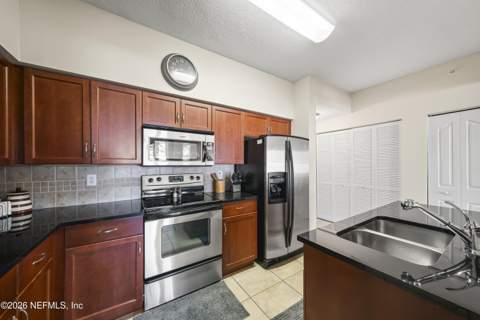 10435 Midtown Parkway #303, Jacksonville FL - photo 8 of 28