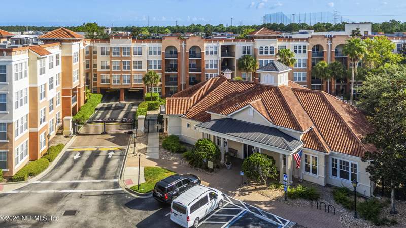 2 bedroom Condominium at 10435 Midtown Parkway #303, Esplanade At Town Center, Jacksonville — photo 3