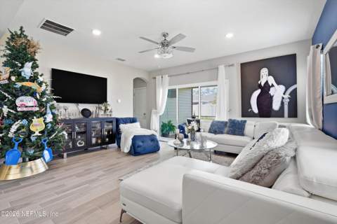 9723 Cilantro Drive, Jacksonville FL - photo 11 of 30