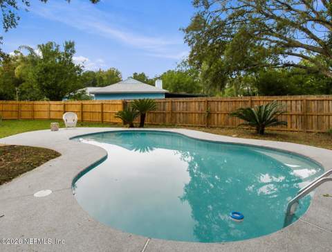 5245 Tree Way Lane, Jacksonville FL - photo 9 of 41