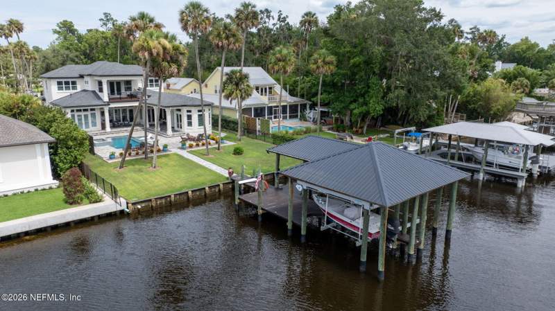 4 bedroom Single Family Residence at 181 N Roscoe Boulevard, East Coast Canal Est, Ponte Vedra Beach — photo 4