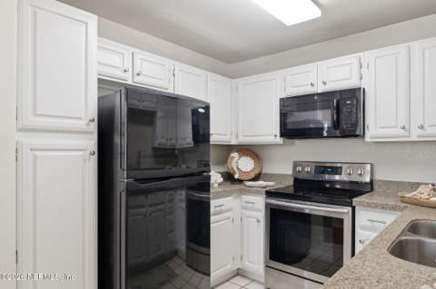 10150 Belle Rive Boulevard #1003, Jacksonville FL - photo 18 of 43