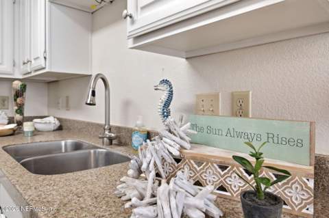 10150 Belle Rive Boulevard #1003, Jacksonville FL - photo 20 of 43