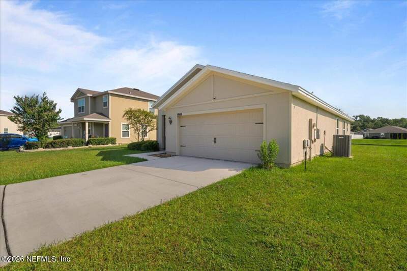 3 bedroom Single Family Residence at 5980 Crosby Lake Way, Lakes At Woodlawn, Macclenny — photo 5