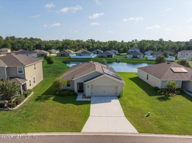 3 bedroom Single Family Residence at 5980 Crosby Lake Way, Lakes At Woodlawn, Macclenny — photo 2