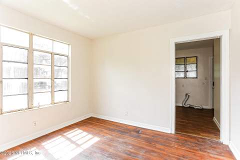3302 College Street, Jacksonville FL - photo 6 of 18