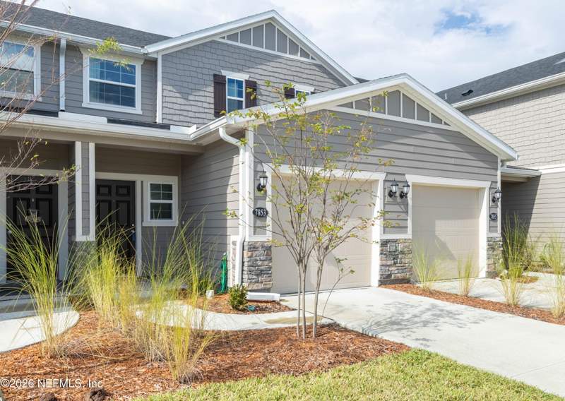 2 bedroom Townhouse at 7853 Merchants Way, Meadows At Oakleaf, Jacksonville — photo 2