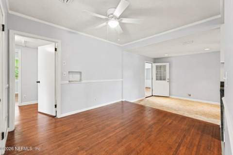 6159 Autlan Drive, Jacksonville FL - photo 9 of 33