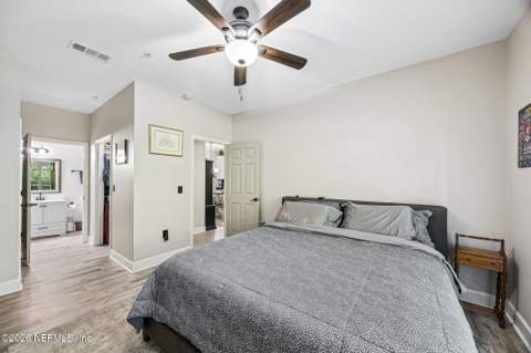 7800 Point Meadows Drive #413, Jacksonville FL - photo 18 of 47