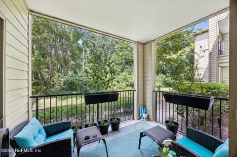 7800 Point Meadows Drive #413, Jacksonville FL - photo 15 of 47