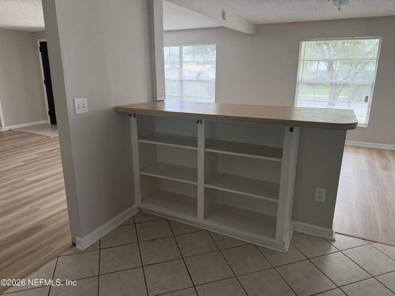 3 bedroom Single Family Residence at 8672 Hammondwood Road, Country Creek, Jacksonville — photo 3