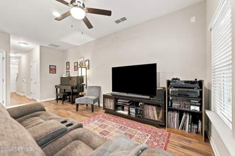 1545 Landau Road, Jacksonville FL - photo 6 of 46