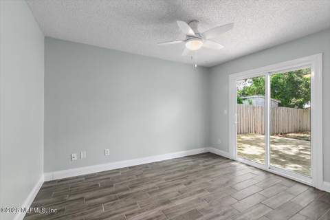 464 14th Avenue, Jacksonville Beach FL - photo 17 of 27