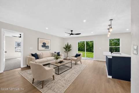 8626 Nussbaum Drive, Jacksonville FL - photo 9 of 16