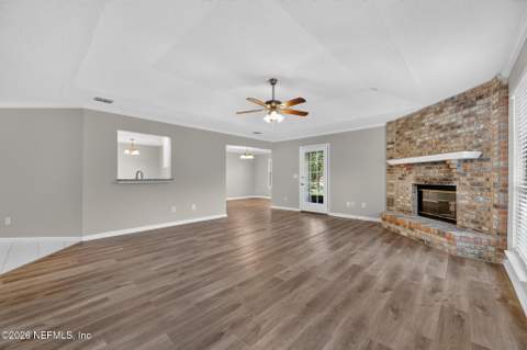 12183 Safeshelter Drive, Jacksonville FL - photo 10 of 30