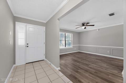 12183 Safeshelter Drive, Jacksonville FL - photo 6 of 30