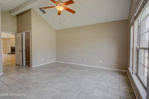 7975 Macinnes Drive, Jacksonville FL - photo 20 of 47