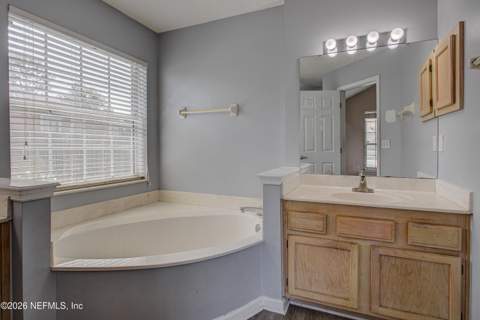7975 Macinnes Drive, Jacksonville FL - photo 21 of 47