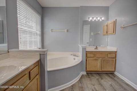 7975 Macinnes Drive, Jacksonville FL - photo 23 of 47