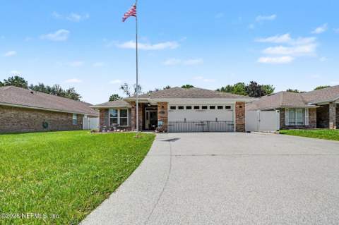 1838 Creekview Drive, Green Cove Springs FL - photo 6 of 30