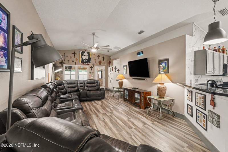 4 bedroom Single Family Residence at 1838 Creekview Drive, Silver Creek, Green Cove Springs — photo 2