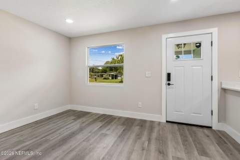 6712 Harlow Boulevard, Jacksonville FL - photo 6 of 40