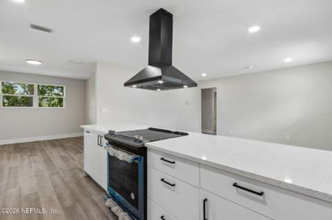 6712 Harlow Boulevard, Jacksonville FL - photo 15 of 40