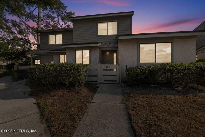 3 bedroom Condominium at 7701 Baymeadows Circle #1023, Village Green At Baymeadows, Jacksonville — photo 2