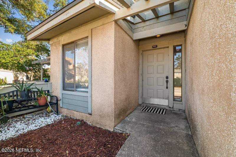 3 bedroom Condominium at 7701 Baymeadows Circle #1023, Village Green At Baymeadows, Jacksonville — photo 3