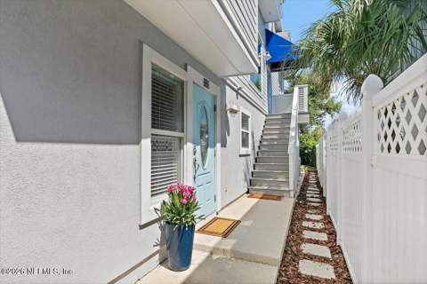 132 Hopkins Street, Neptune Beach FL - photo 7 of 59