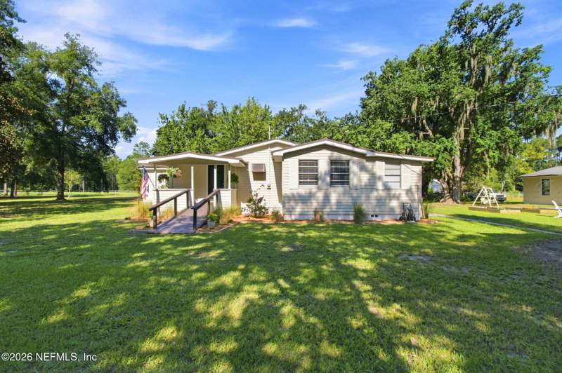 3 bedroom Single Family Residence at 33485 Meadows Lane, Metes & Bounds, Callahan — photo 3