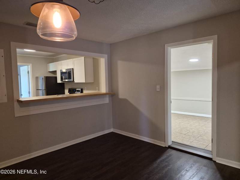4 bedroom Single Family Residence at 8015 Galveston Avenue, Oakwood Villa Ests, Jacksonville — photo 4