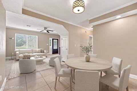 9777 Carbondale Drive, Jacksonville FL - photo 8 of 31