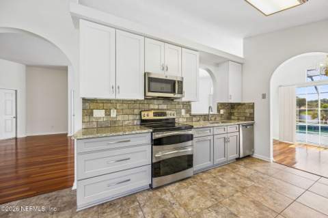 4455 Rocky River Road, Jacksonville FL - photo 16 of 47
