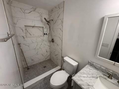 8457 San Ardo Drive, Jacksonville FL - photo 15 of 32