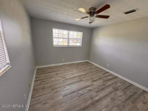 8457 San Ardo Drive, Jacksonville FL - photo 20 of 32