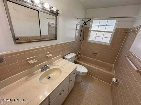 8457 San Ardo Drive, Jacksonville FL - photo 21 of 32