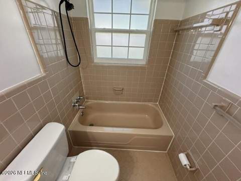8457 San Ardo Drive, Jacksonville FL - photo 22 of 32
