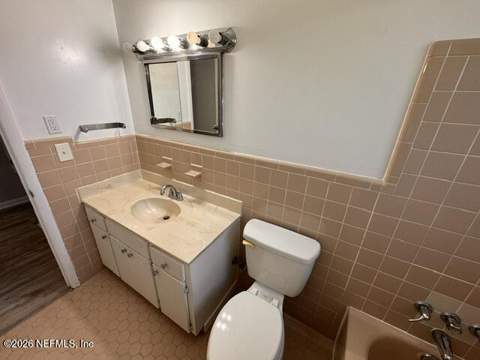 8457 San Ardo Drive, Jacksonville FL - photo 23 of 32