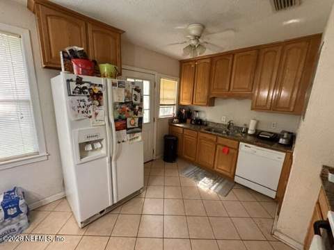 5539 Nettie Road, Jacksonville FL - photo 8 of 31