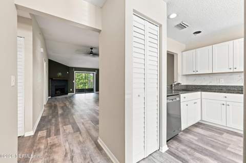 502 Marsh Cove Lane, Ponte Vedra Beach FL - photo 6 of 32
