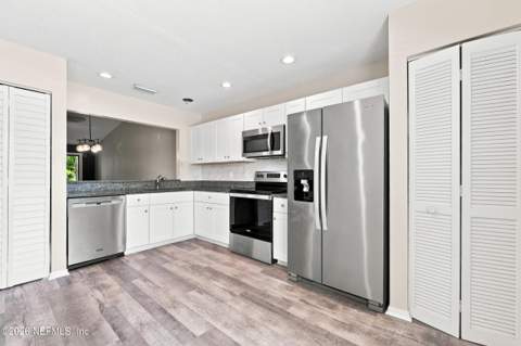 502 Marsh Cove Lane, Ponte Vedra Beach FL - photo 7 of 32