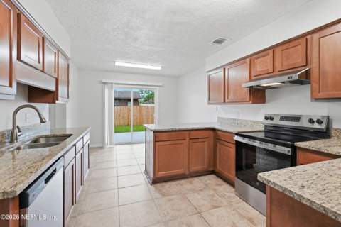 1631 Windhaven Drive, Jacksonville FL - photo 7 of 23