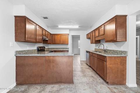 1631 Windhaven Drive, Jacksonville FL - photo 9 of 23