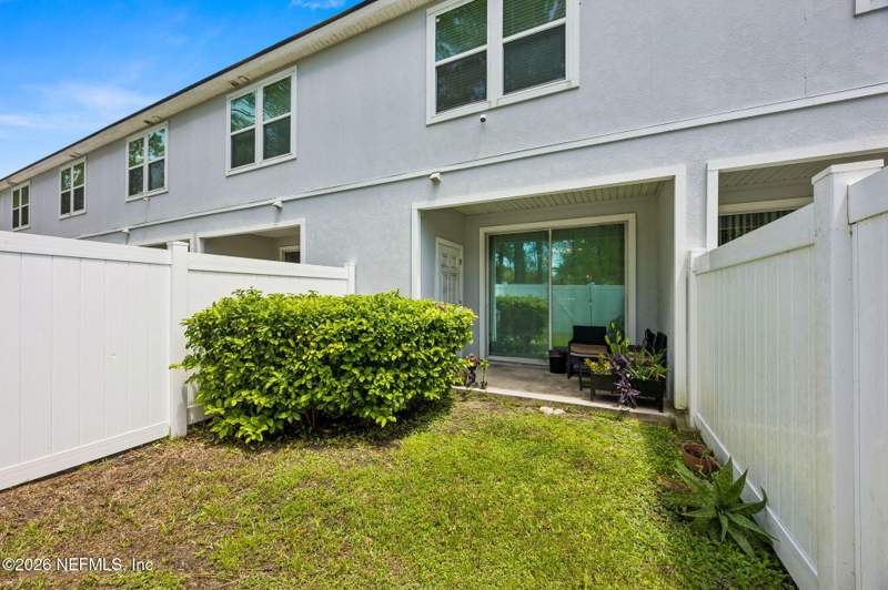 2 bedroom Townhouse at 575 Oakleaf Plantation Parkway #103, Jennings Point, Orange Park — photo 4