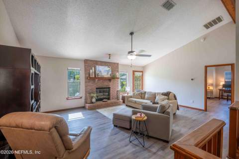 10443 Osprey Nest Drive, Jacksonville FL - photo 6 of 36